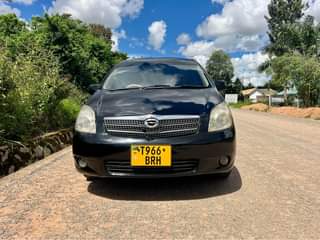 A picture of Toyota spacial