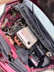 A picture of Toyota sienna 05 Painted on first body Untampered Engine working