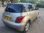 A picture of Toyota Ist