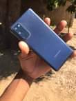 A picture of SAMSUNG S20 FE RAXINHAS BEM LEVES 128G cameras super