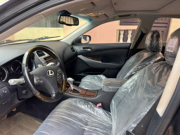 A picture of Registered Lexus ES350 2011 2022 entry Fullest option with zero