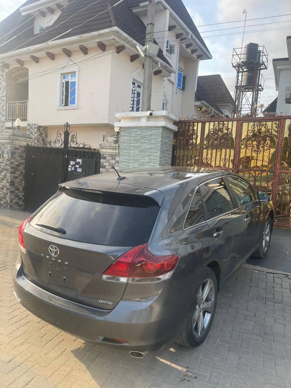 A picture of QUICK DEAL FOREIGN USED TOYOTA VENZA 2013 MODEL 20 400