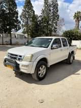 classifieds/cars isuzu