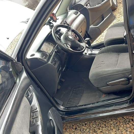 A picture of TOYOTA COROLLA
