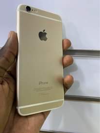 A picture of iPhone 6 16gb 190k WhatsApp or call 0759979422 0773648989