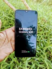 A picture of Samsung Galaxy a30 krek kdg na ukung camera gb64 ram4
