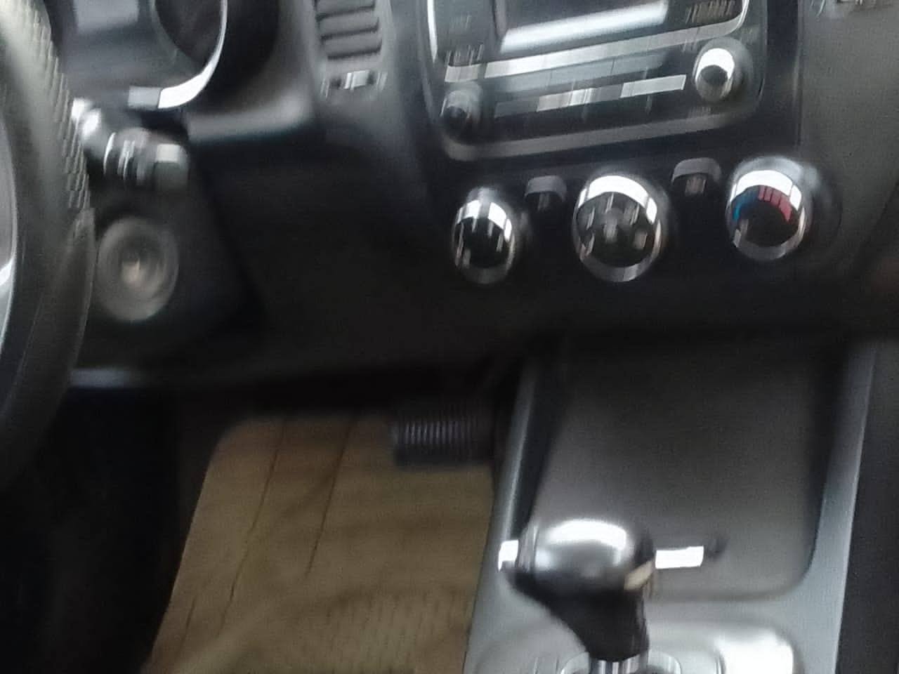 A picture of KIA CERATO Car for sale ...NO ENGINE