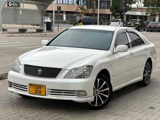 A picture of CROWN ATHLETIC FOR SALE MIL 11.8 CALL 0712827933