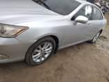 A picture of Es350 2011