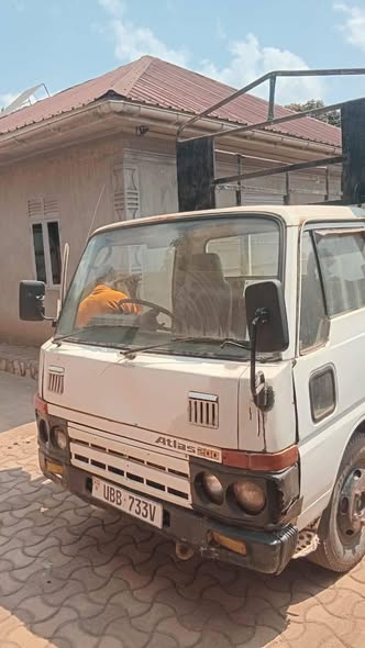 A picture of 2002 Isuzu isuzu