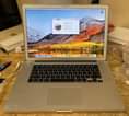 A picture of MAC BOOK PRO 2011