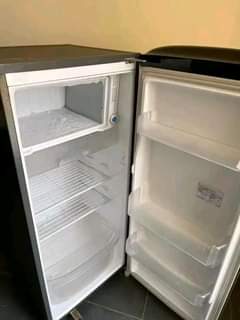 A picture of Samsung single door fridge