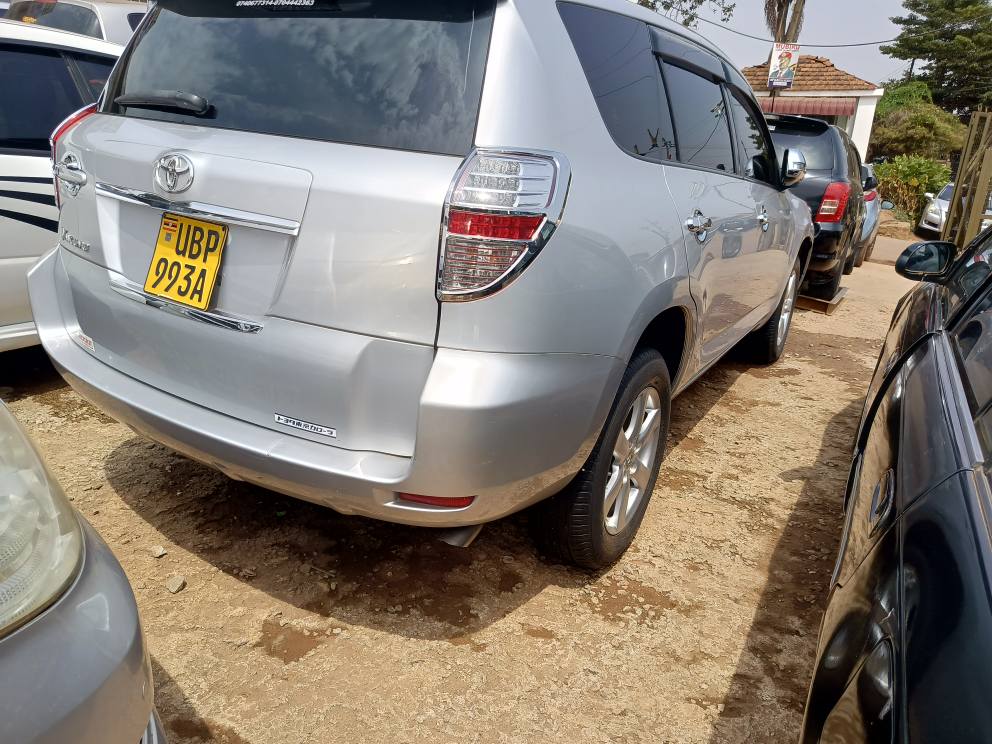 A picture of Toyota vanguard on sale