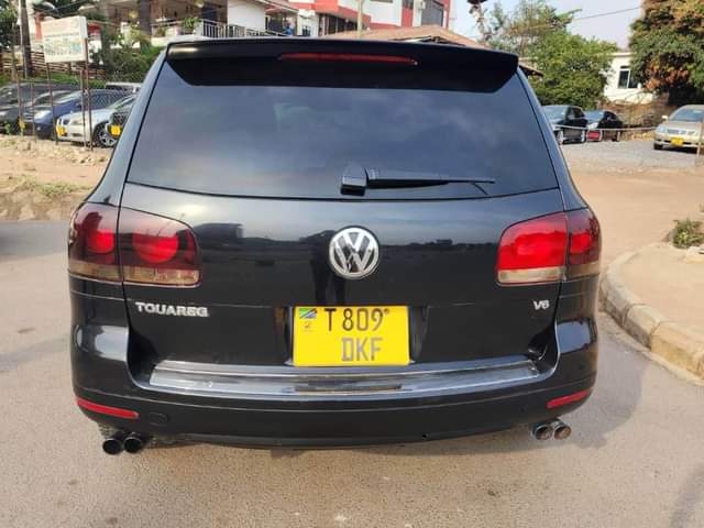 A picture of VOLKSWAGEN TOURAGE INAUZWA
