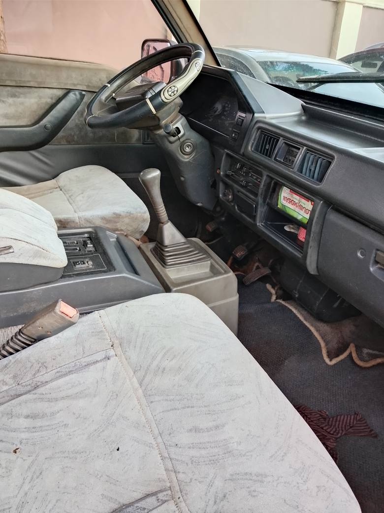 A picture of Mitsubishi L300