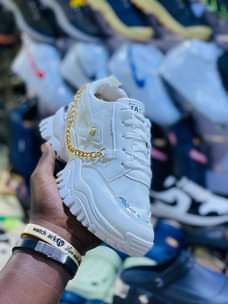 A picture of Sneakers