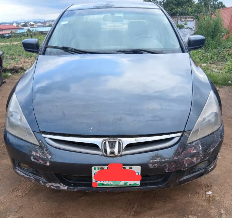 A picture of Honda Accord EOD 2005