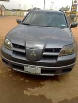 A picture of Mitsubishi Outlander