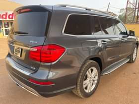 A picture of KINZZYAUTO S 08109018982 15 300 000 Refer and earn REGISTERED
