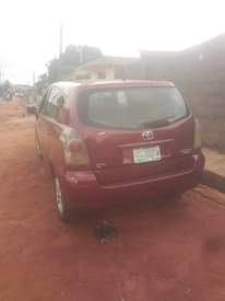 A picture of 2005 Toyota Corolla VERSO