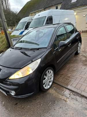 cars under 2000