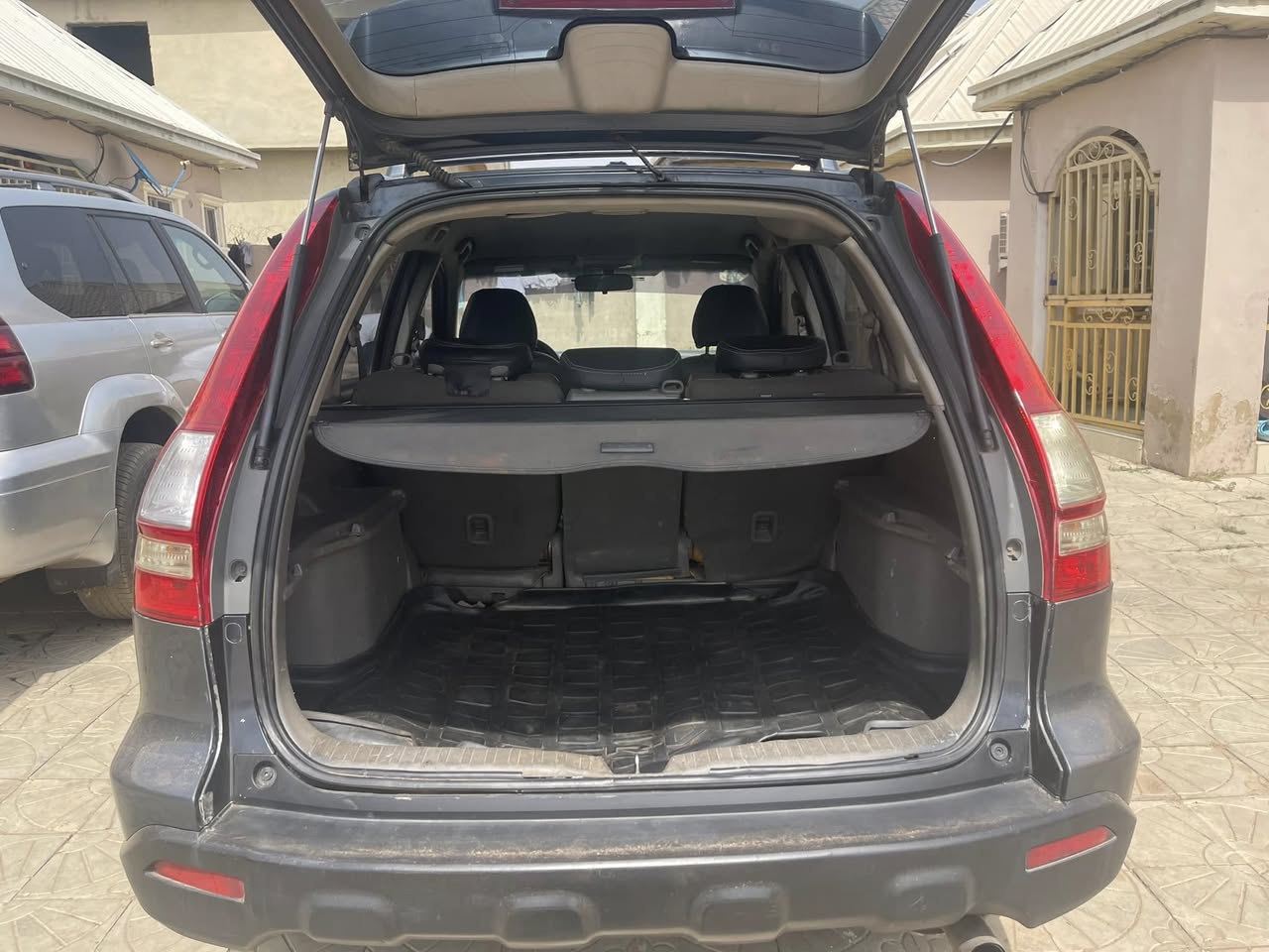 A picture of Honda CRV super sharp