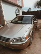 A picture of Toyota Camry tiny light
