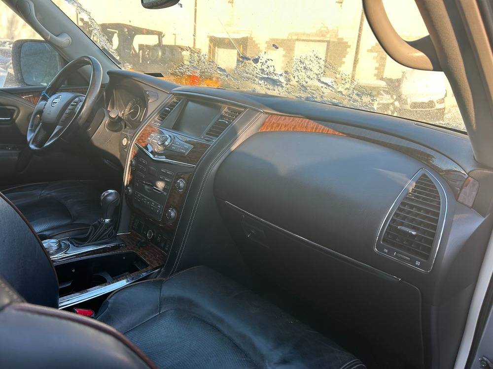 A picture of Nissan armada 2019 SL