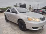 A picture of 2004 Toyota Corolla LE