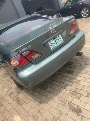 A picture of First body 04 Lexus es330 with good engine and gear