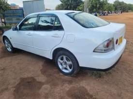 A picture of Toyota Altezza 2.3mln