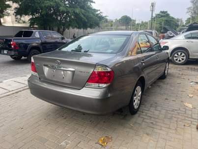 A picture of TOYOTA CAMRY LE 2006 MODEL