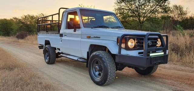 toyota land cruiser