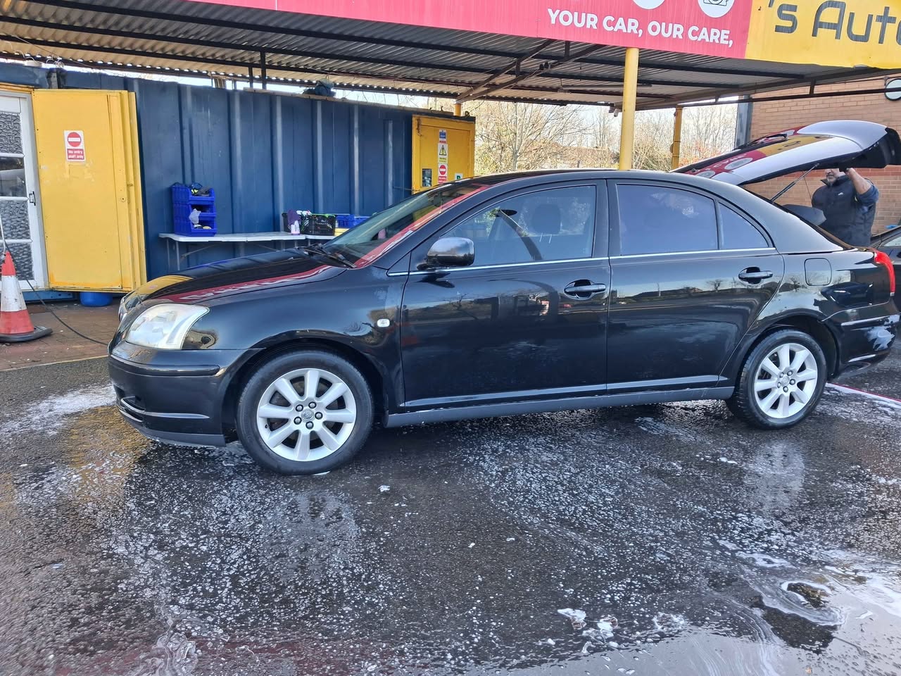 toyota avensis