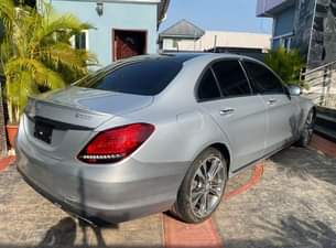 A picture of Mercedes Benz C300