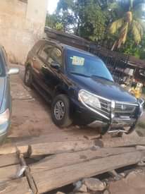 A picture of Honda pilot 2003 model