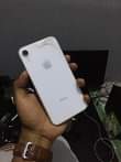 A picture of IPHONE 10 XR