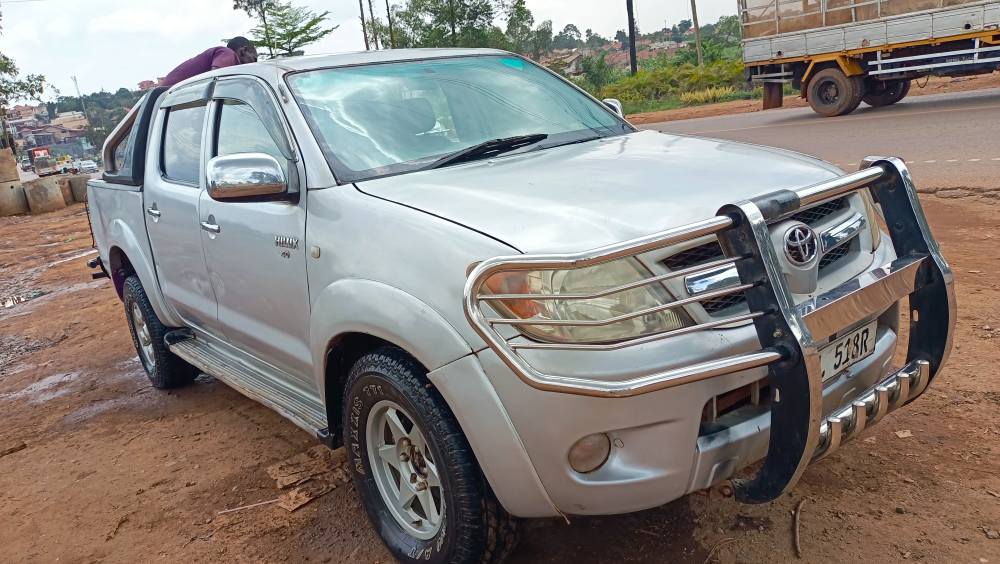 A picture of Vigo Hilux Pickup 4 Sale at 29.5m 0701938451 0782816365