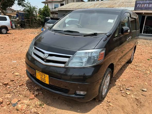 A picture of Toyota alphard