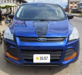 A picture of Takas Motors 07060931241 DISTRESS SALES FORD ESCAPE 014 Model Keyless