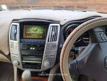 A picture of 2005 Toyota Harrier 2 4cc VVTI