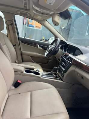 A picture of Good deal Clean 2008 upgraded 2013 Mercedes Benz Toks standard