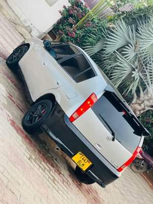 A picture of Toyota Oppa Full Ac music Mil 3.8 No kipengele Tegeta