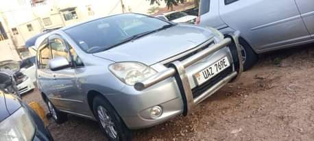 A picture of Toyota spacio