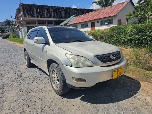 A picture of Toyota Harrier