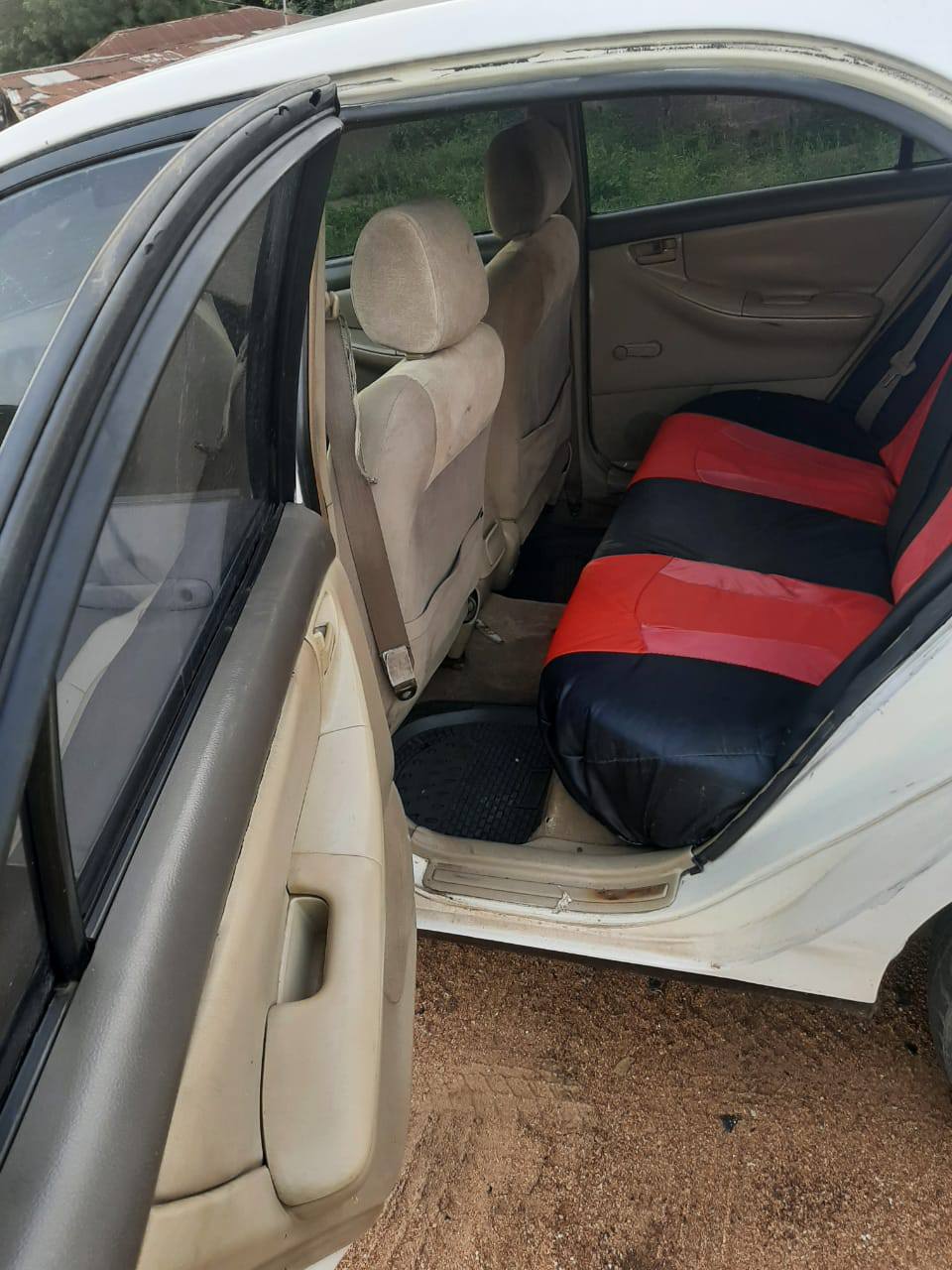 A picture of Toyota corolla 03
