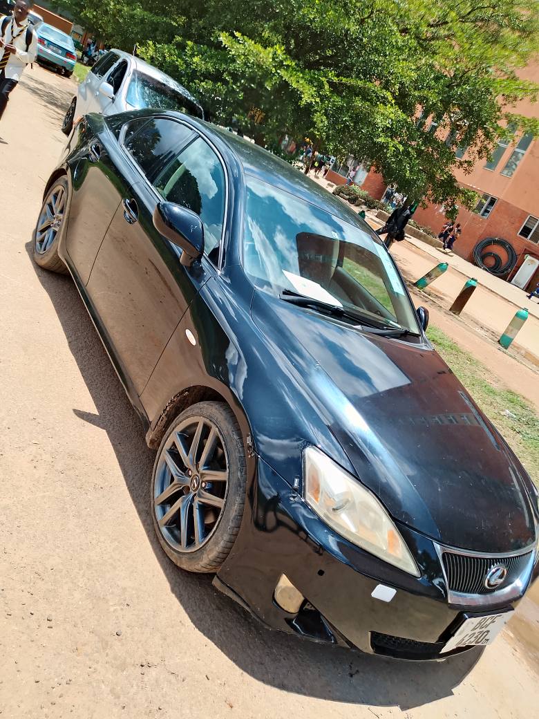 lexus