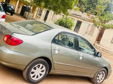 A picture of Distress 2003 model Toyota corolla le Location kaduna Price 3