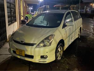 A picture of 2005 Toyota Wish