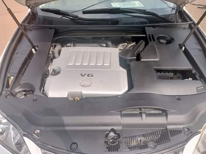 A picture of FULLY PIMPED 2008 09 LEXUS ES350